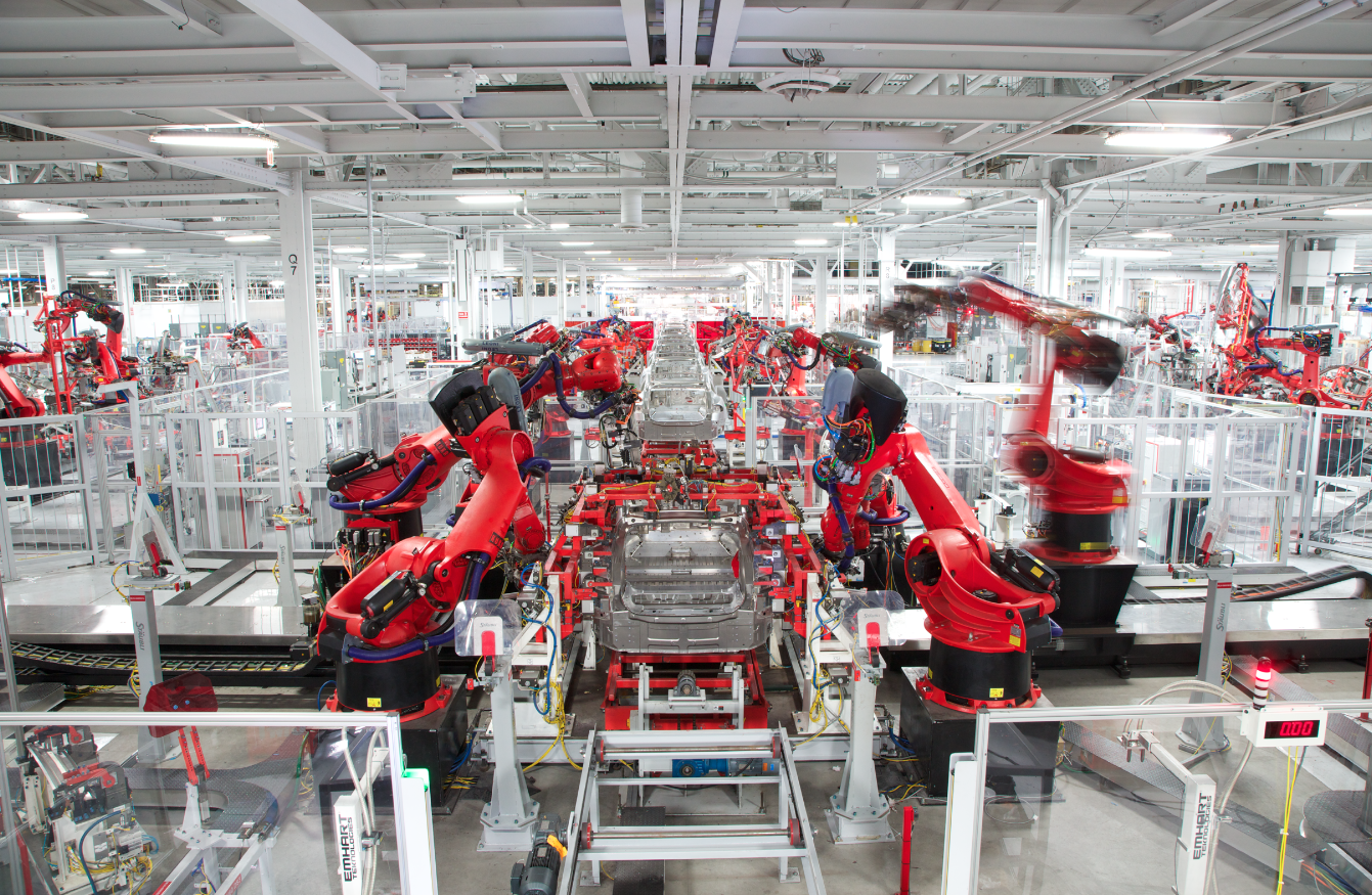 forpligtelse erotisk Rubin Tesla says its factory is safer—but it left injuries off the books | MIT  Technology Review