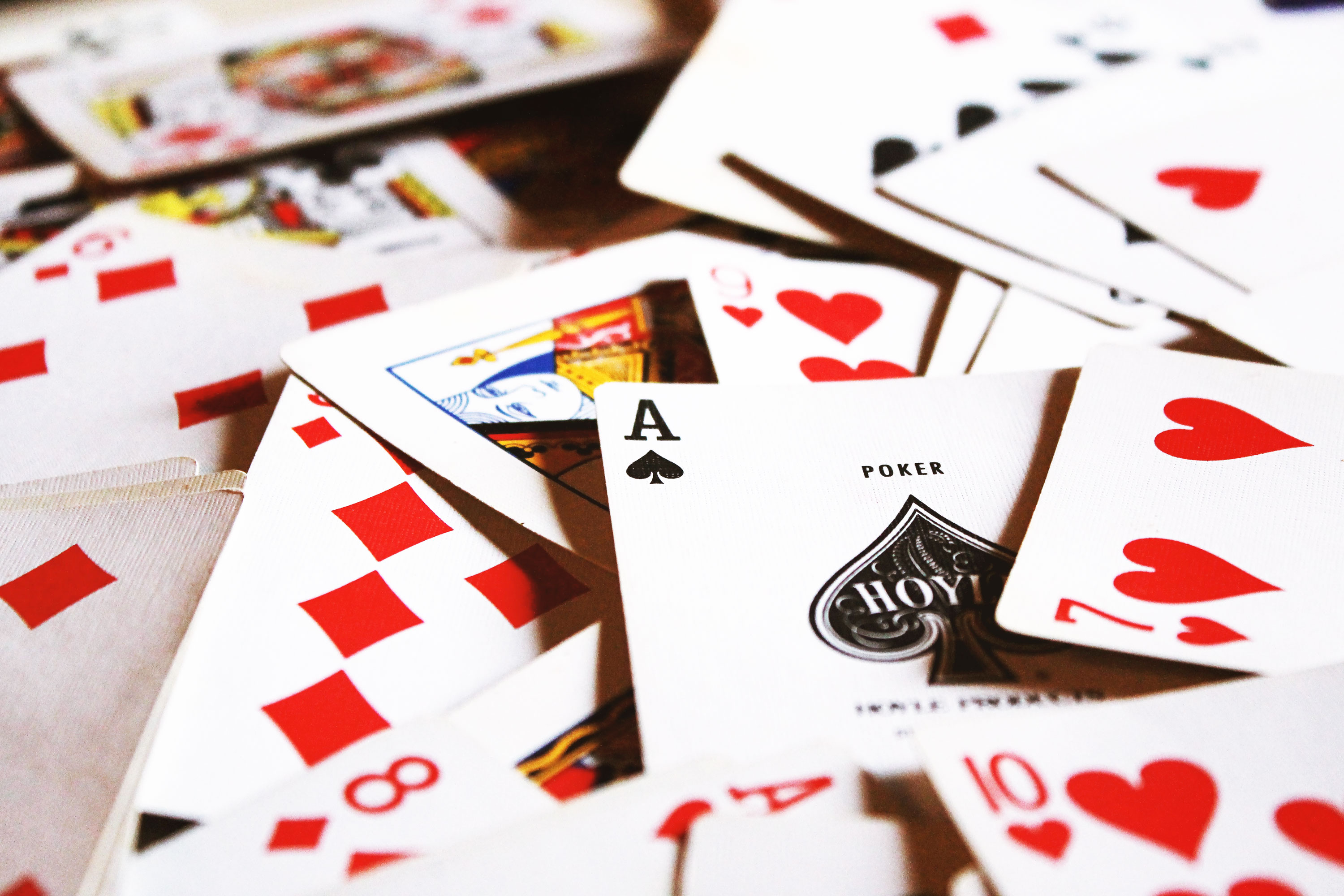 Facebook's new poker-playing AI could wreck the online poker industry—so it's not being released | MIT Technology Review