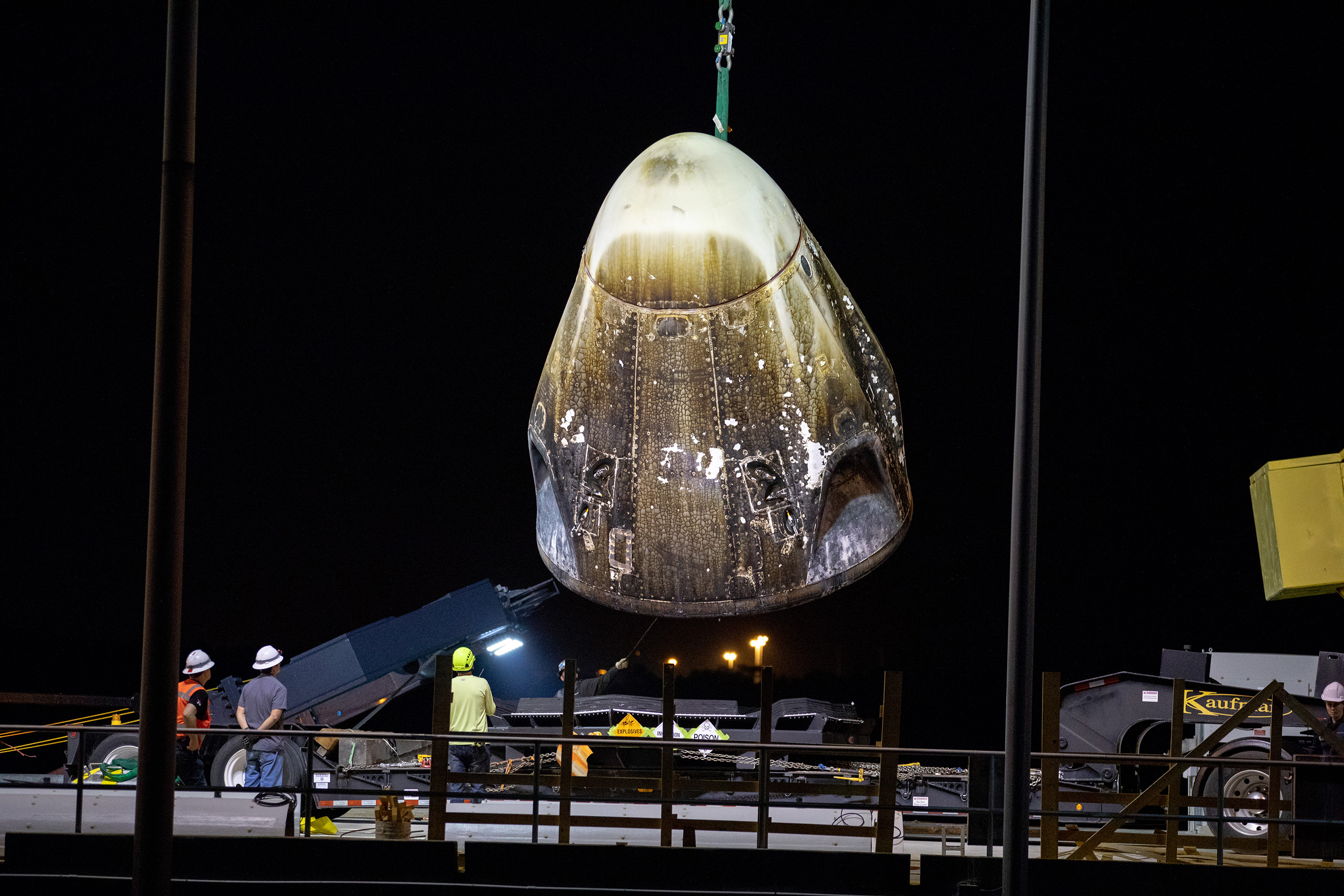SpaceX recovers Dragon capsule