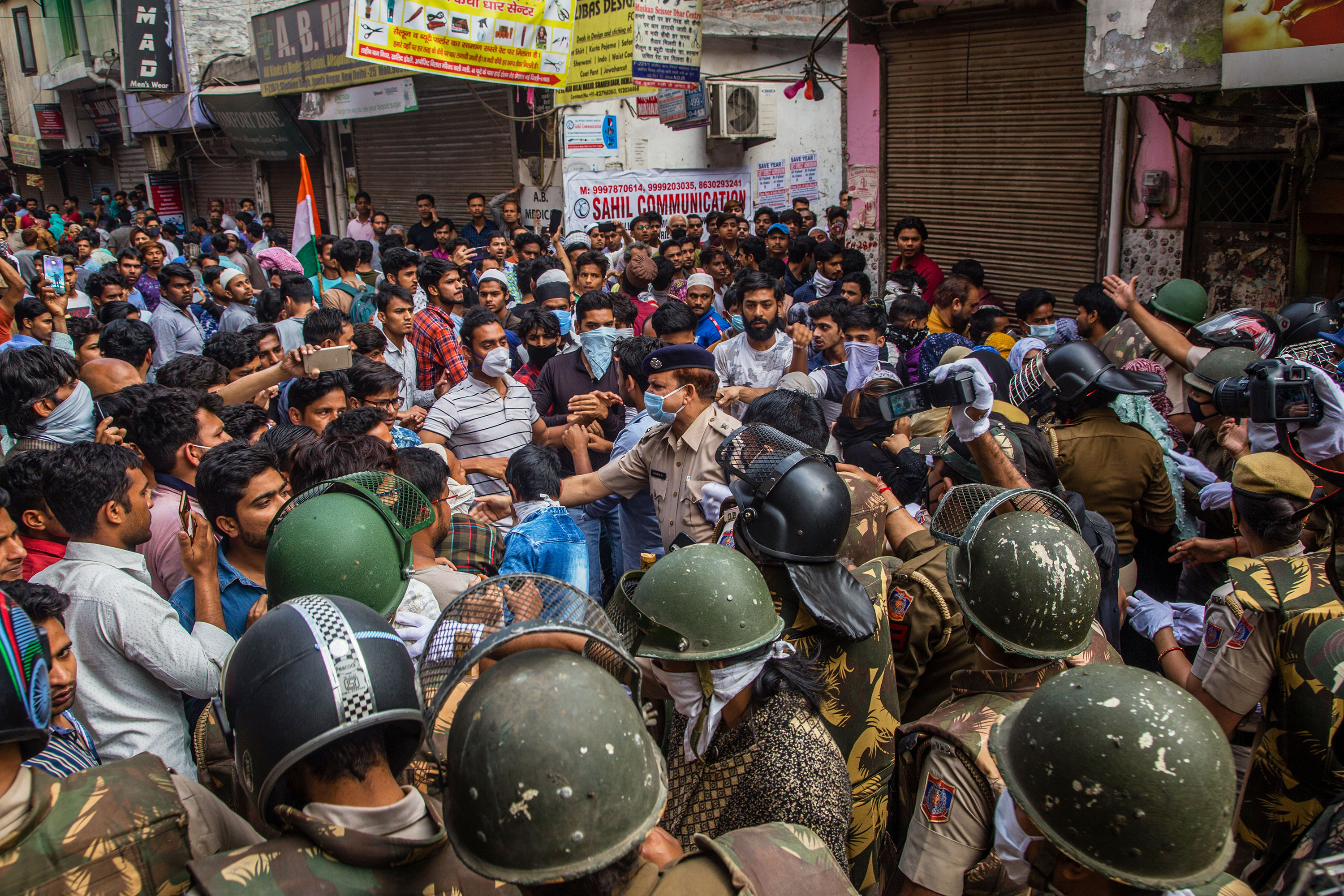 protestors in delhi