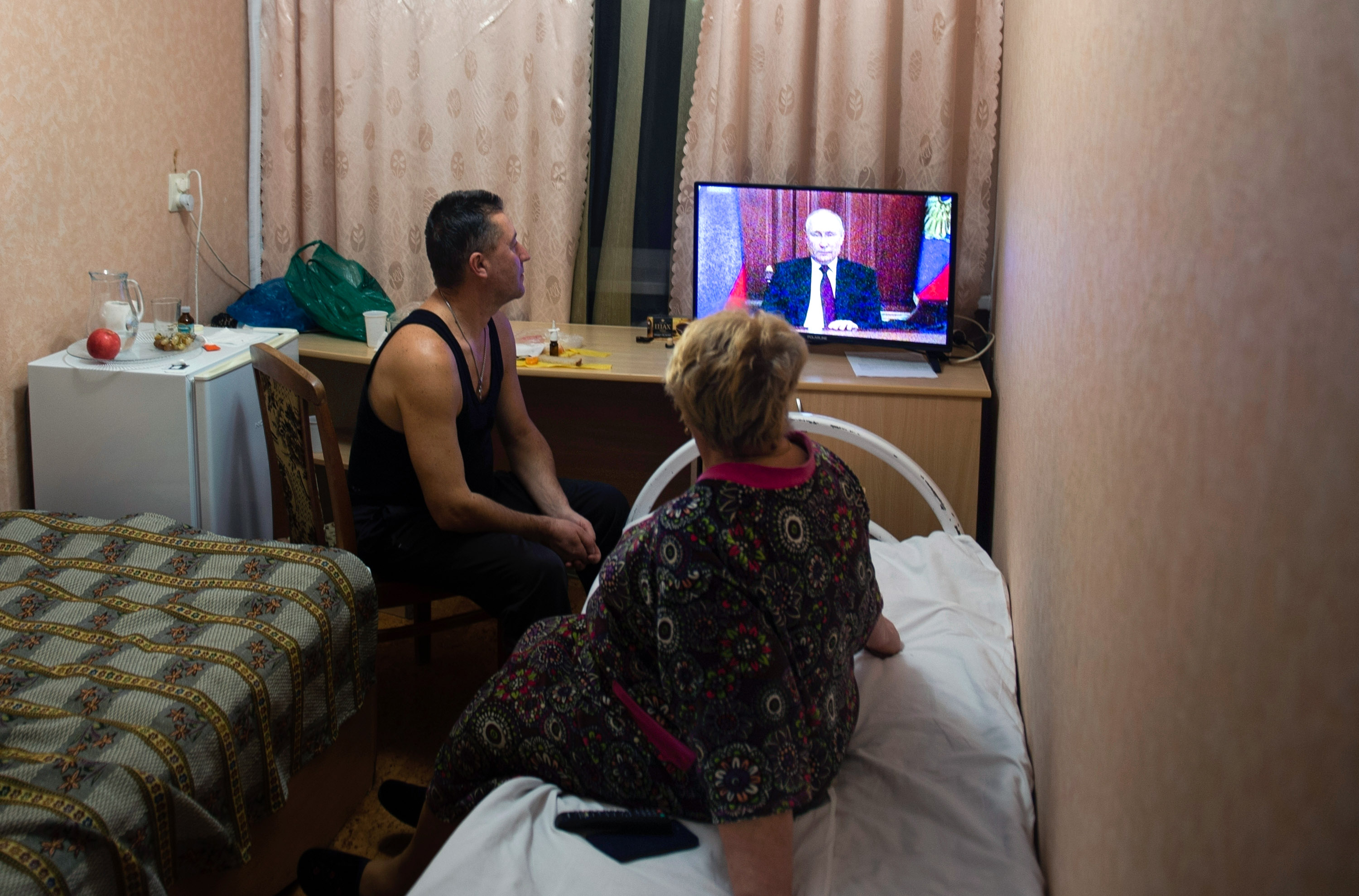 people watch Vladimir Putin's address