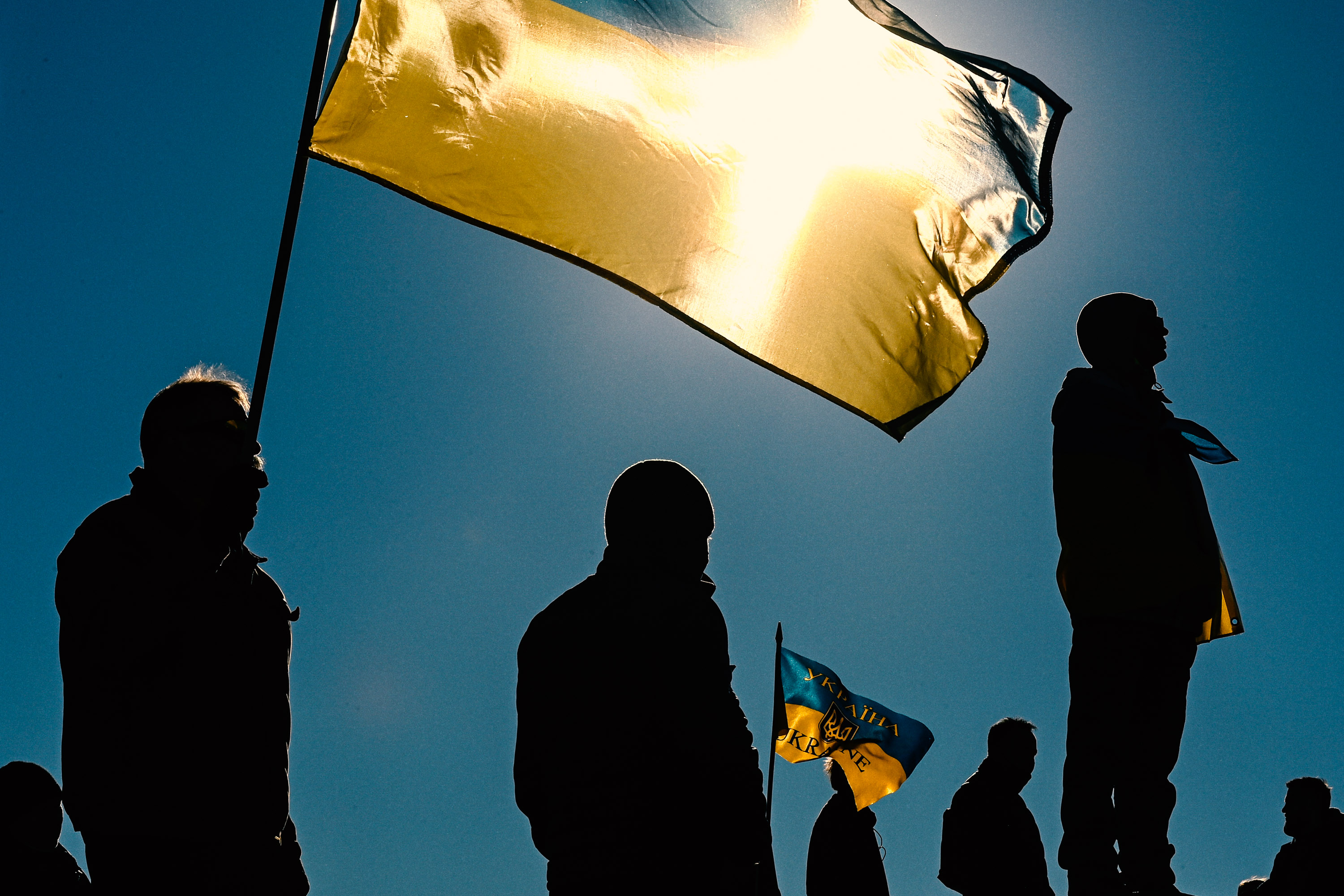 protestors march against russian invasion of ukraine