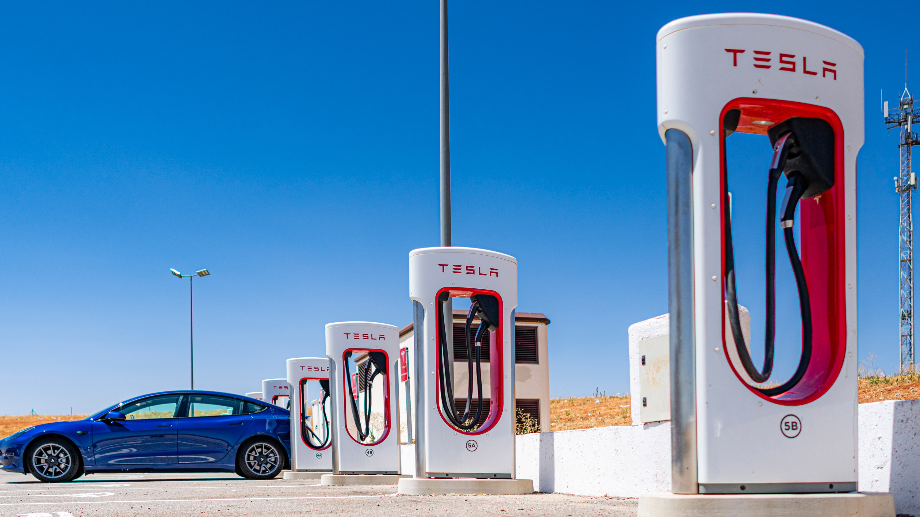 In the clash of the EV chargers, it's Tesla vs. everyone else
