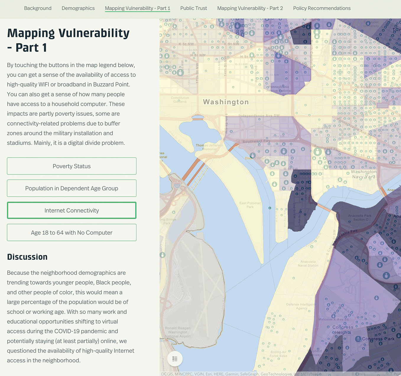una captura de pantalla de un mapa titulado "Mapeo de vulnerabilidad, parte 1". Debajo están los selectores de estado de pobreza, población en grupo de edad dependiente, de 18 a 64 años sin computadora y conectividad a Internet, que se selecciona.