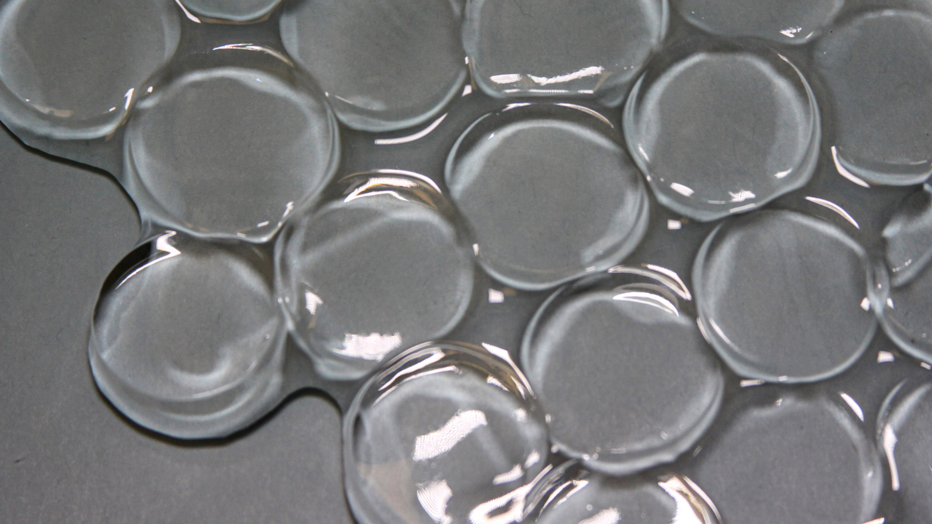 beads of absorbent gel