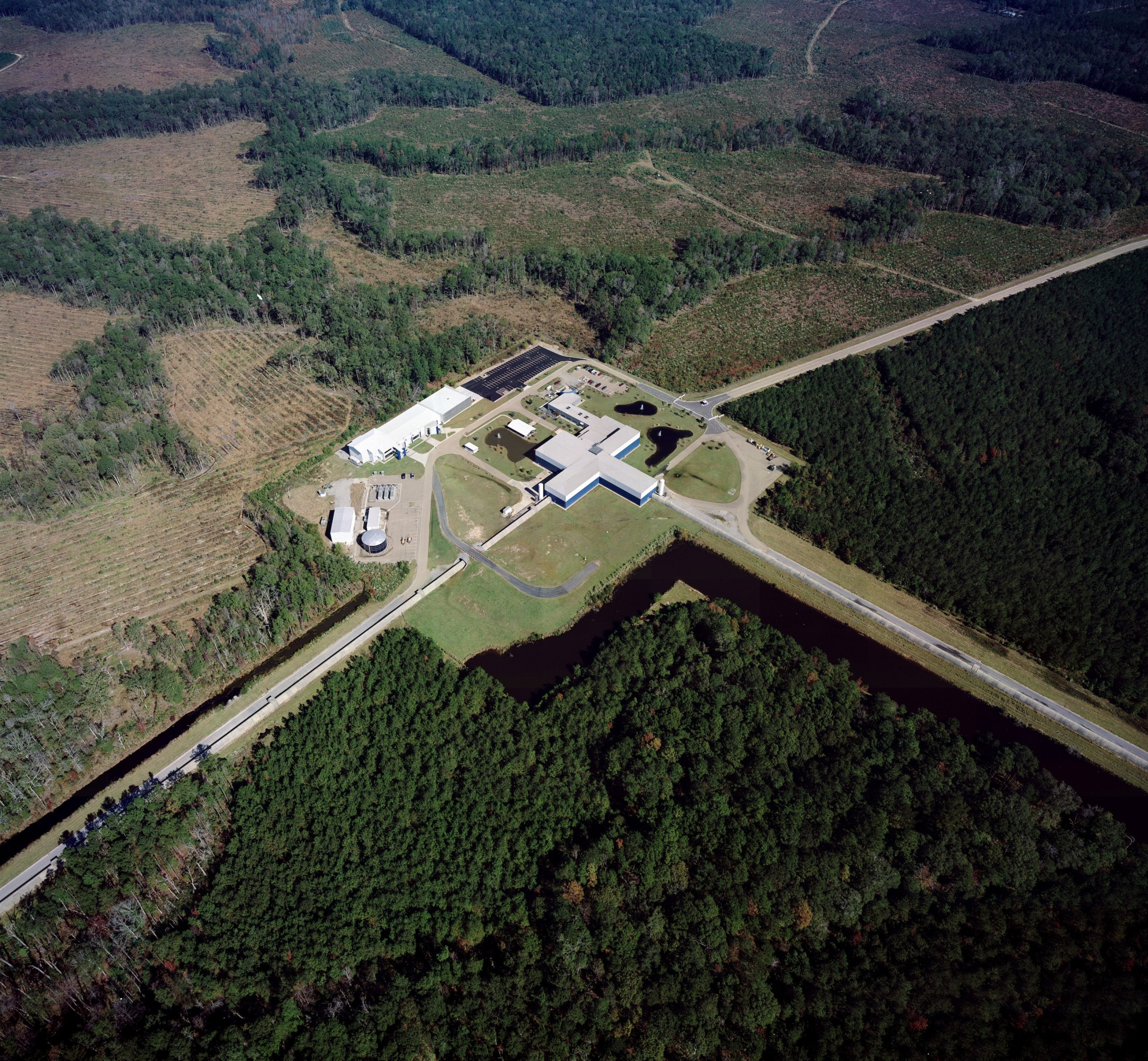 aerial view of LIGO